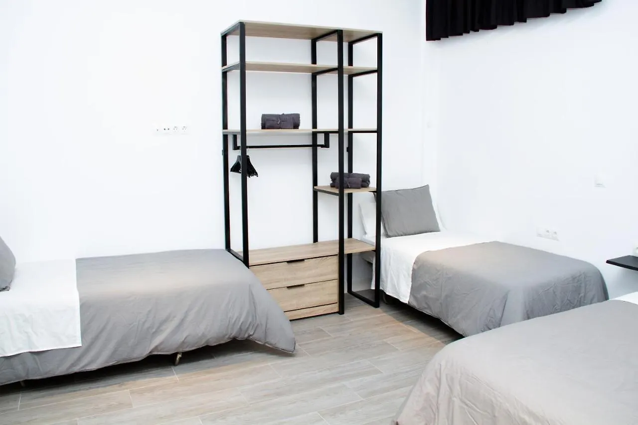 Apartment Nuevo Apartamento Sevilla Centro, Trastamara 25