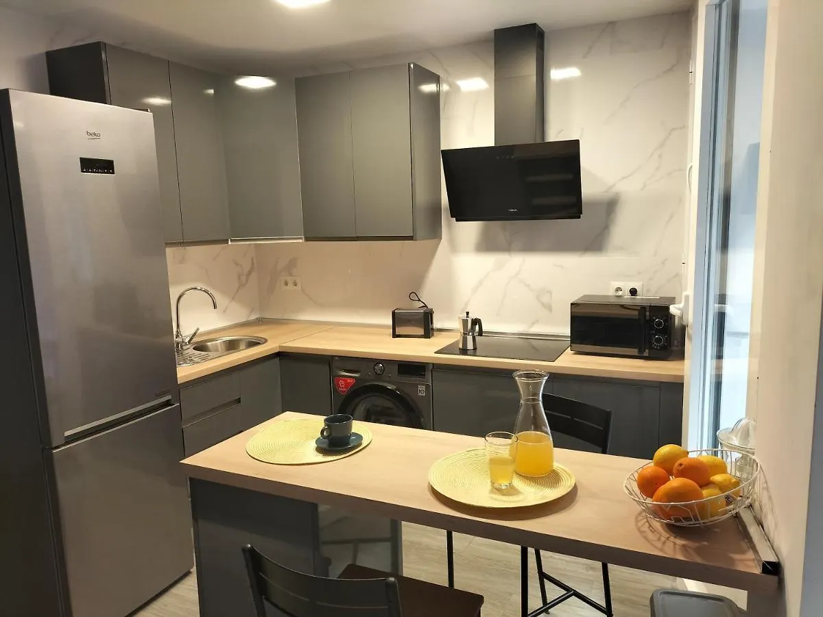 Nuevo Apartamento Sevilla Centro, Trastamara 25 contacts